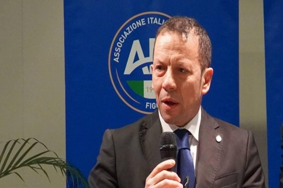 Massini: il professionismo arbitrale è possibile, ma solo con l'Aia