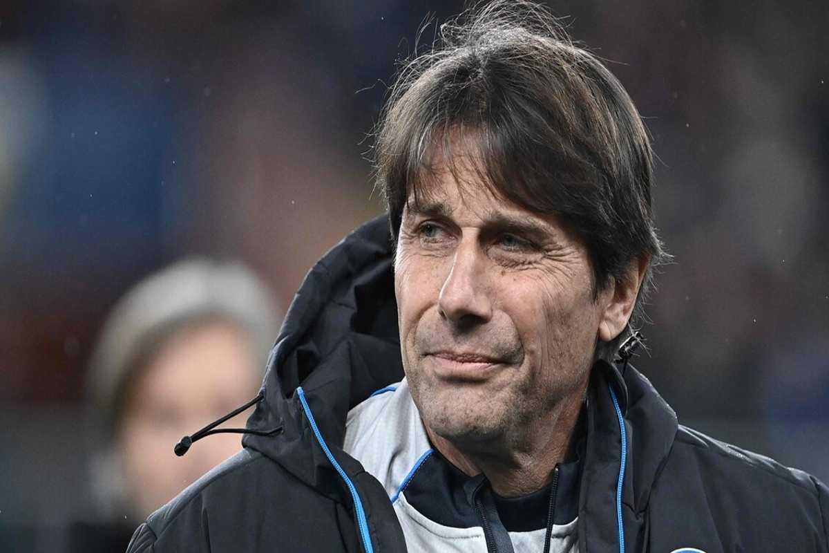 Napoli in corsa per la Champions: strategia per un finale da sogno