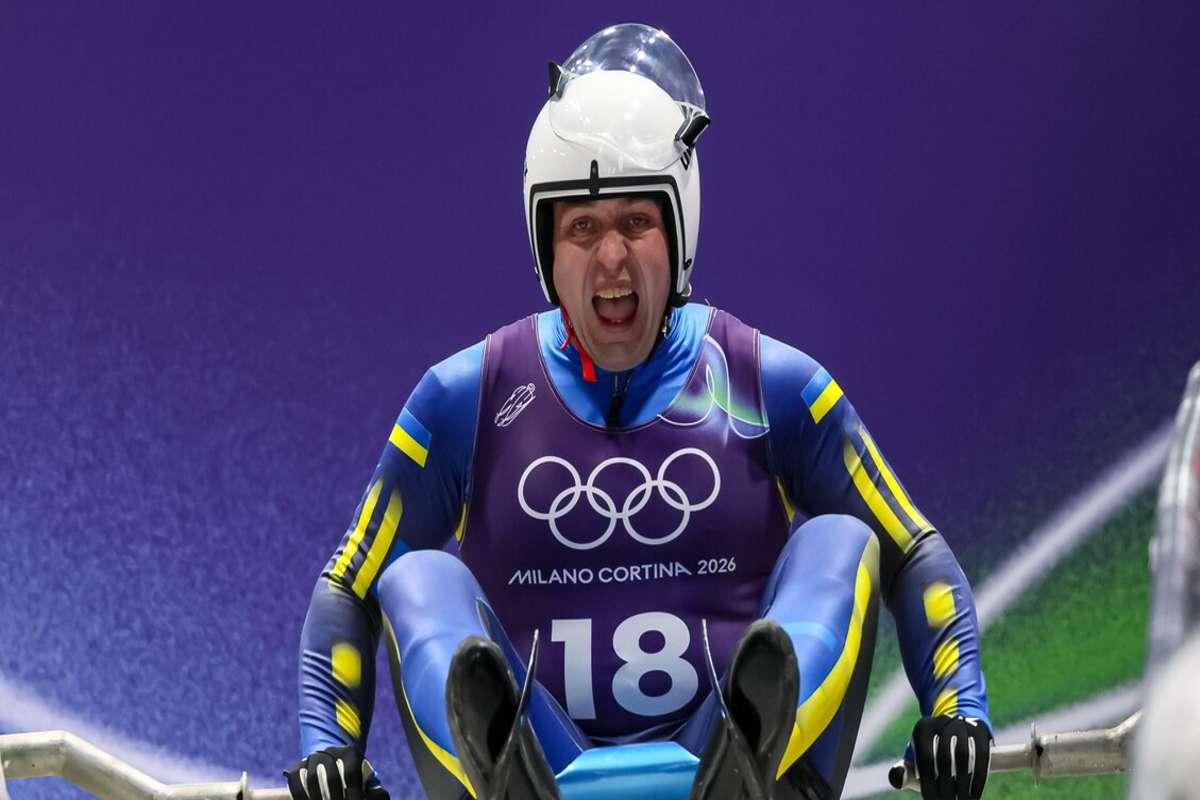 Solidarietà in pista: gli slittinisti ucraini sostengono il compagno squalificato a Milano Cortina