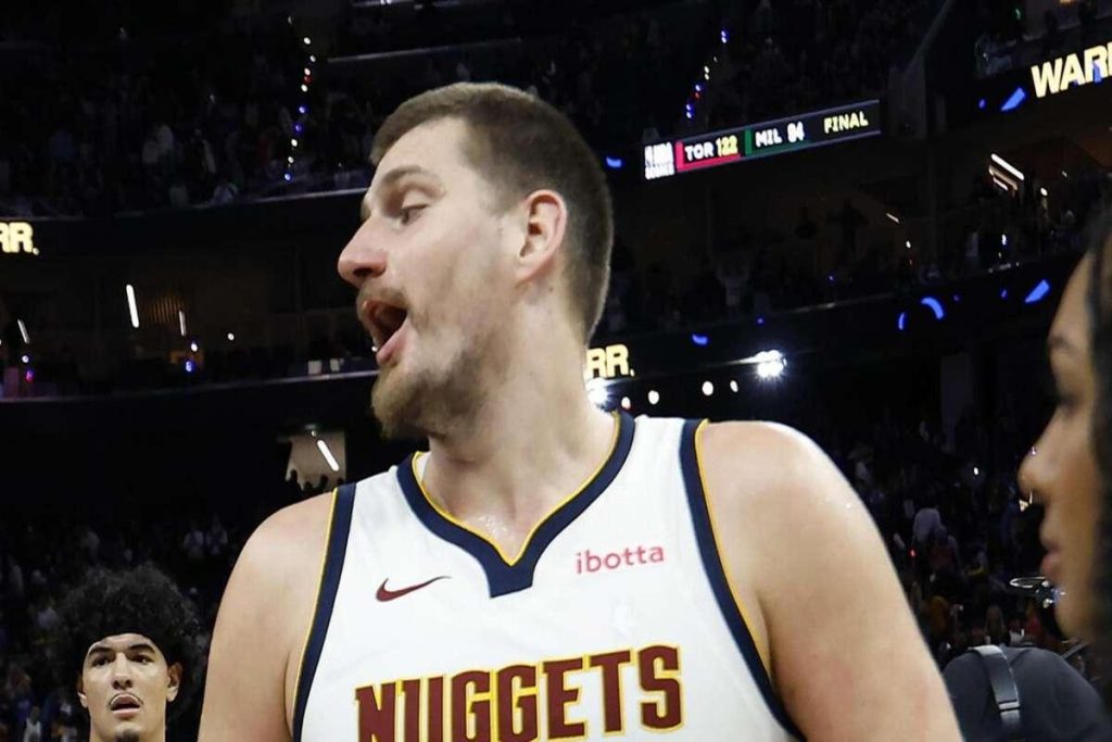 Tensione in campo: Dort provoca Jokic in una partita infuocata tra Okc e Denver