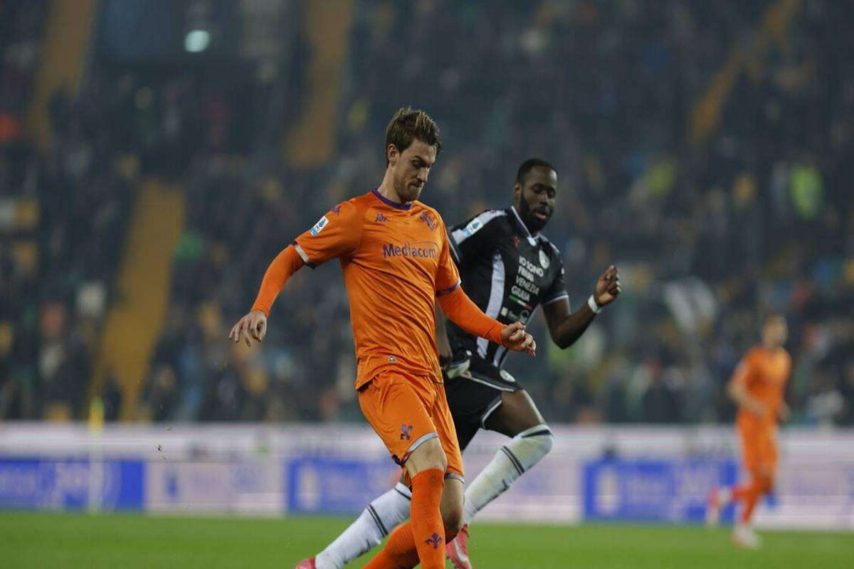 Udinese domina la Fiorentina con un convincente 3-0